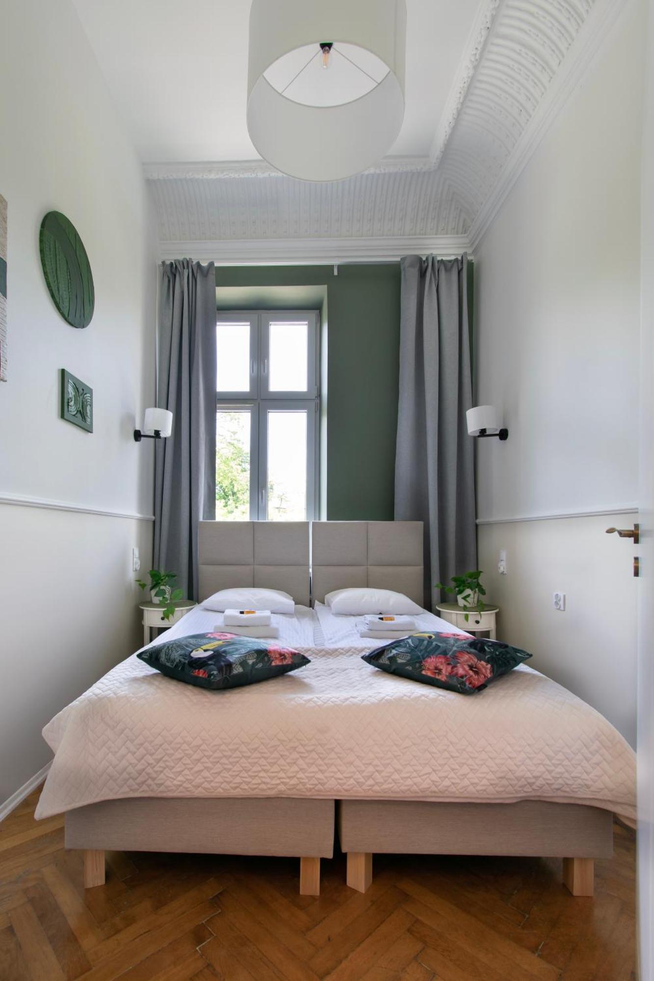 Vintage Apartment Gertrudy Street Krakow Luaran gambar